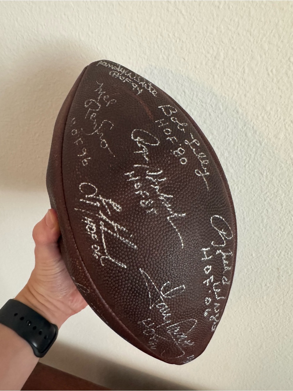 NFL Hall of Fame Multi-Signed Football Brett
Favre Roger Staubach Bob Lilly Paul